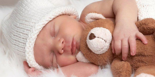 Idée cadeau bébé 3 mois : offrez le sommeil et la sérénité
