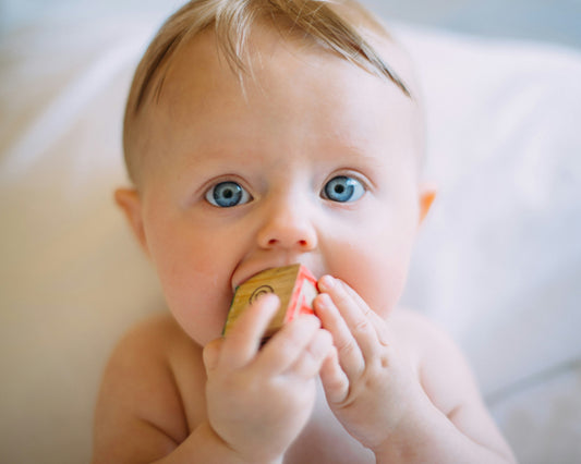 Les Accessoires pour Bébé : Des Solutions Innovantes pour le Confort et l'Endormissement